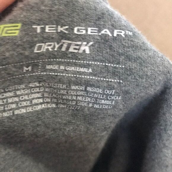 Tek Gear Dry Tech Gray Graphic Women's Tee Medium - Picture 7 of 10